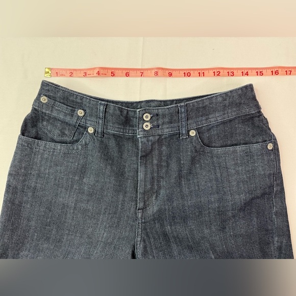 Chico’s Platinum Osmayda Denim Bermuda Shorts Size 4 - Picture 5 of 7